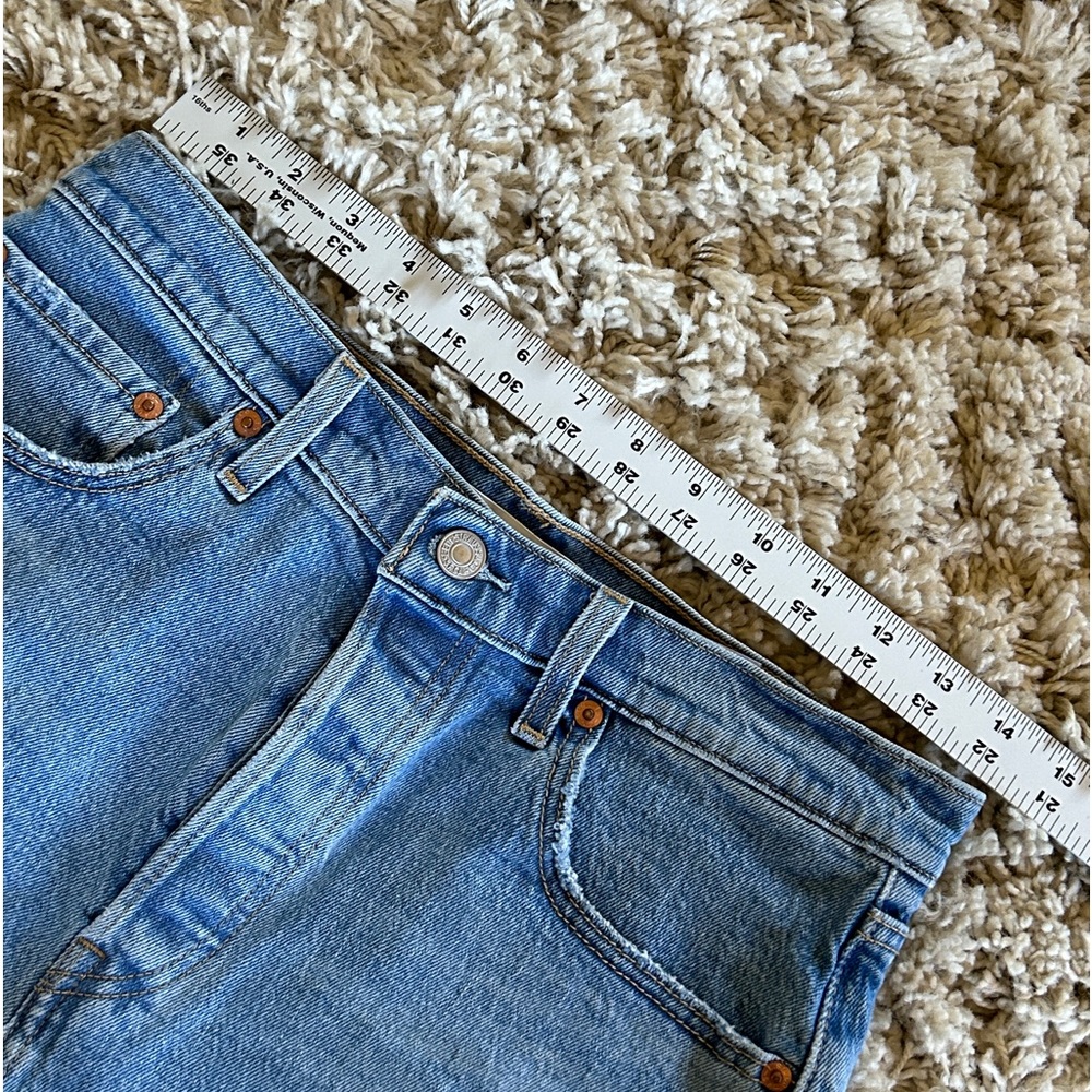 Sz 29 Womens Levis Ribcage Denim Shorts Super High Rise Waisted NWOT Button Fly - Picture 6 of 13